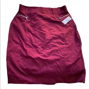 Knee length skirt with zipper detailing